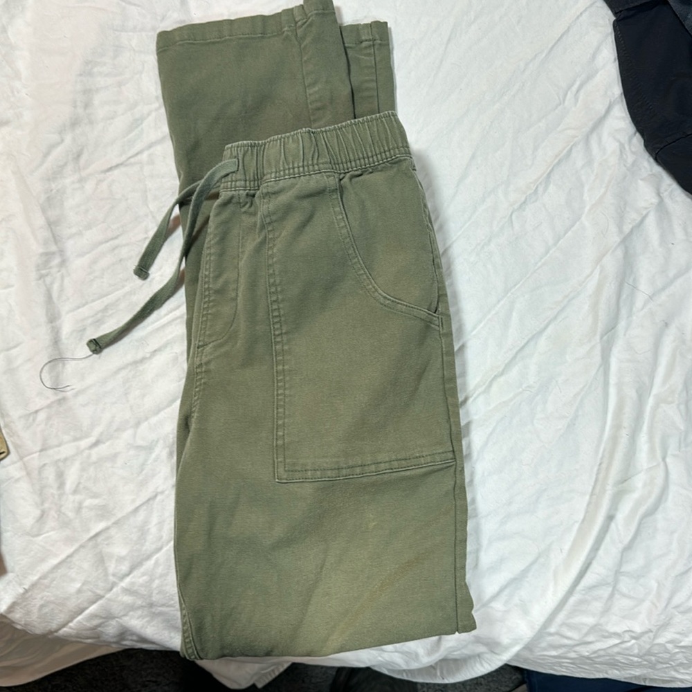 Katin pants size medium